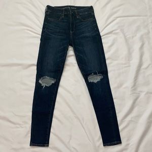 American Eagle skinny jeans with holes